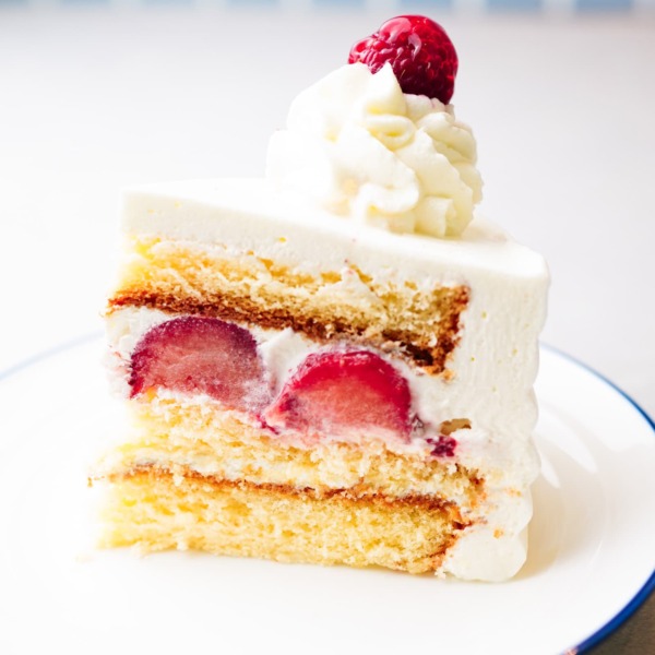 [糖質オフ]生苺のクリスマス・ショートケーキ 01